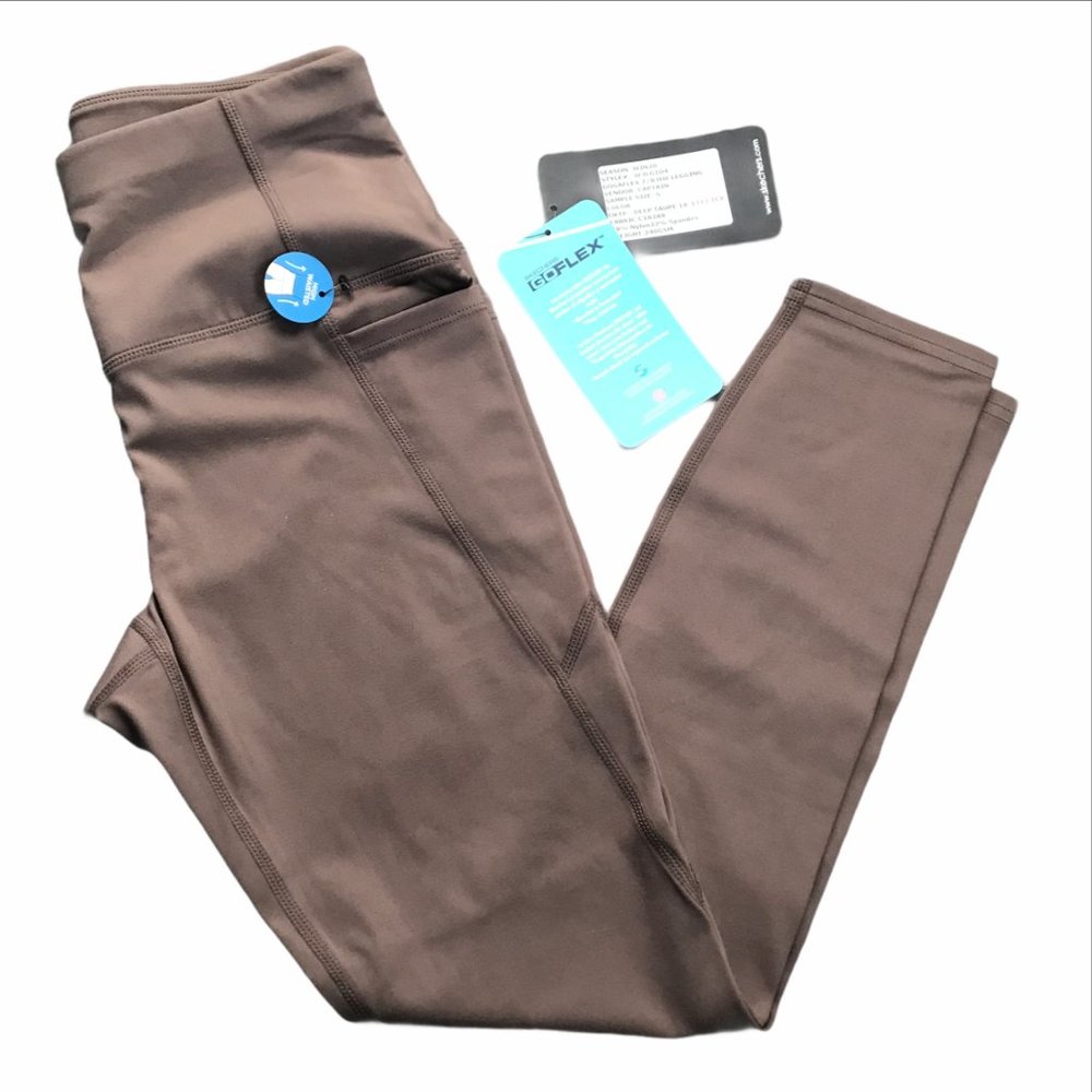 SOLD.    SKECHERS 7/8 High waisted leggings w. side pockets